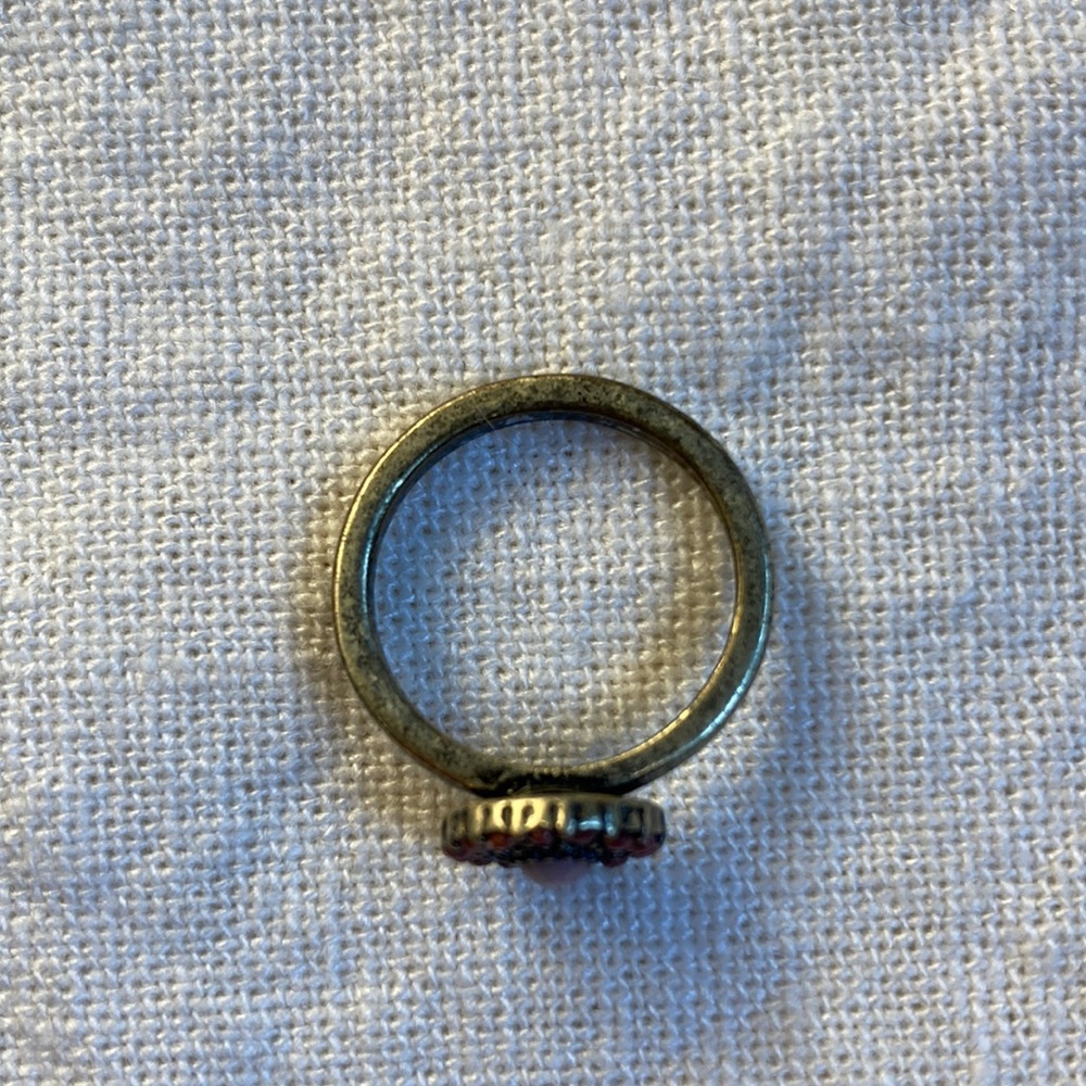 Flower Ring - Picture 5 of 9